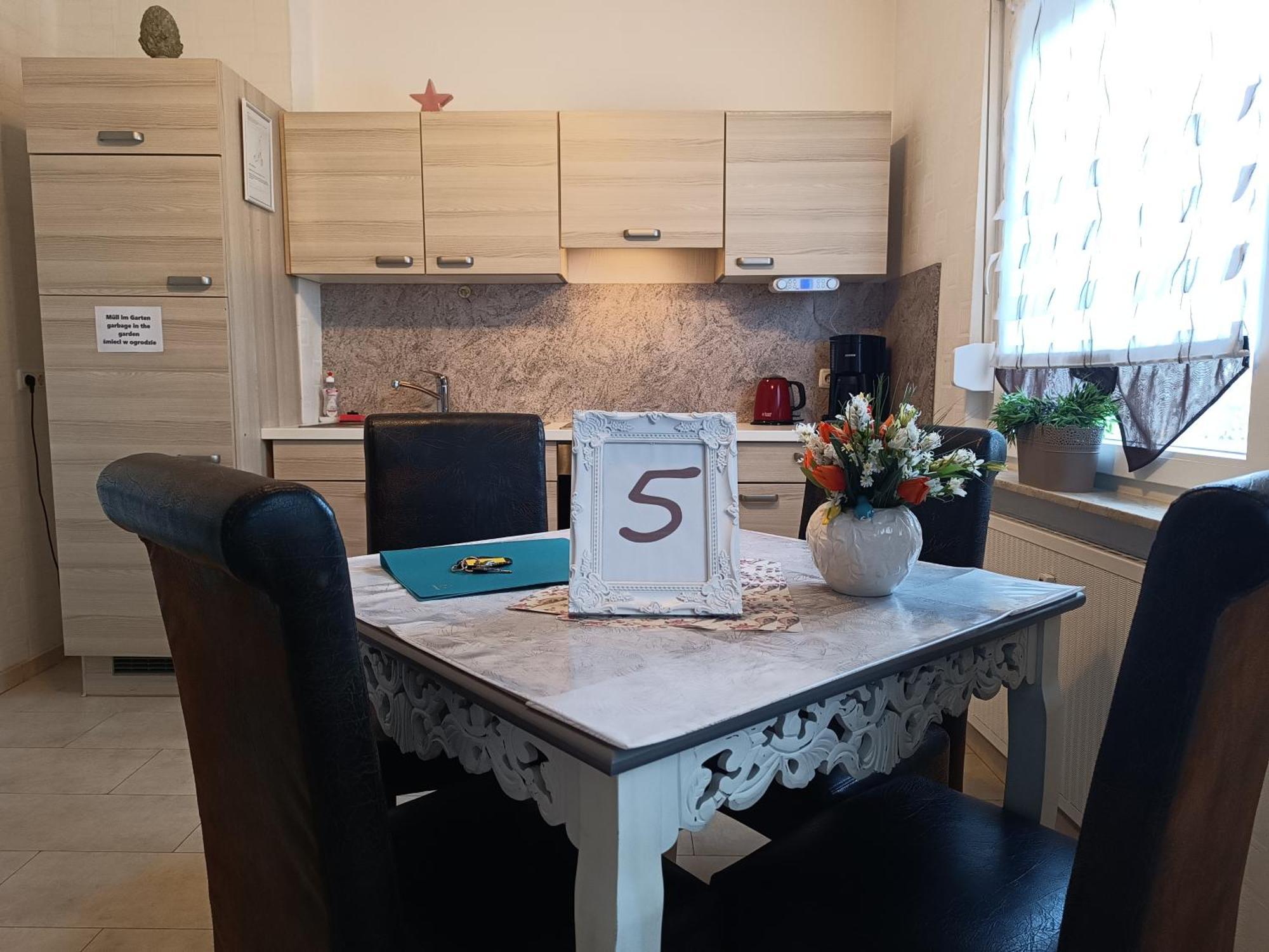 5X Balkon-Apartments Mit Kueche 40-65Qm Ruhrgebietferienwohnung Dobry-Fuchs Оберхаузен Экстерьер фото